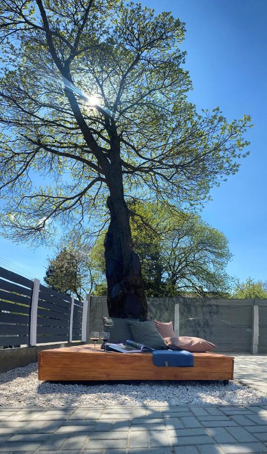 Otium Wellness Apartmanhaz Balatonakarattya Bagian luar foto