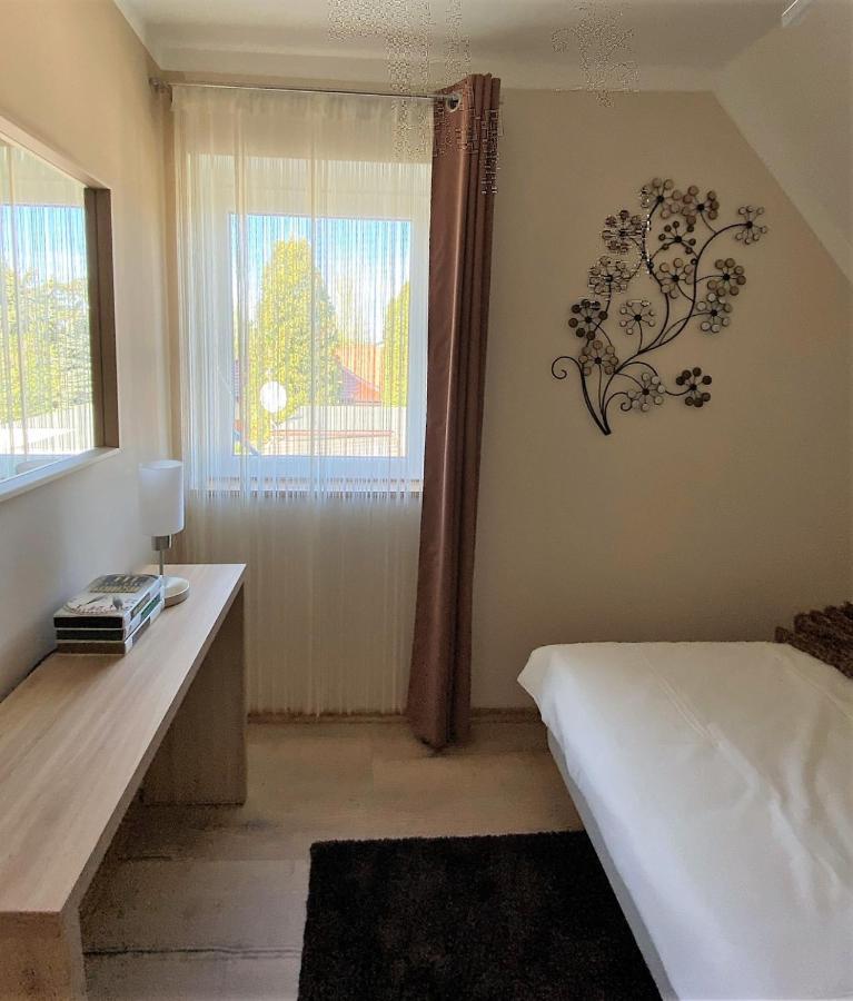 Otium Wellness Apartmanhaz Balatonakarattya Bagian luar foto