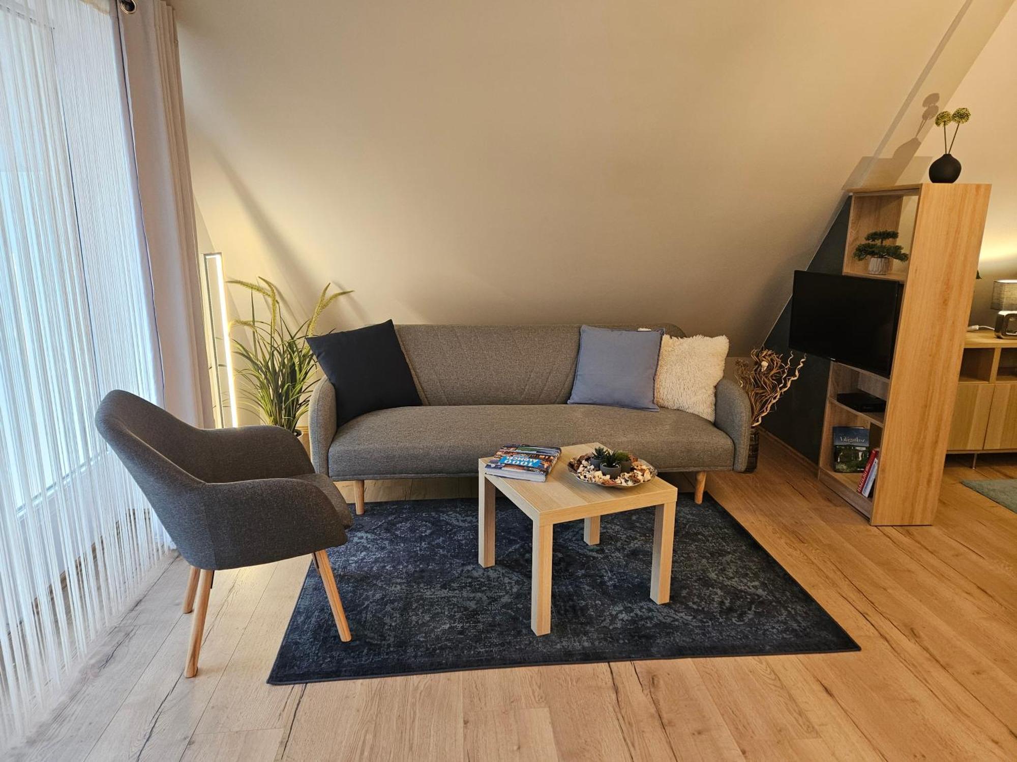 Otium Wellness Apartmanhaz Balatonakarattya Bagian luar foto